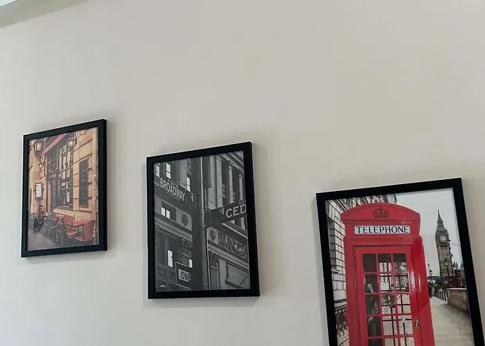Modern With Balcony Uptown Parksuites Bgc *